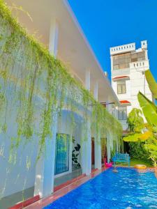 Hồ bơi trong/gần DKD TRIO Hotel