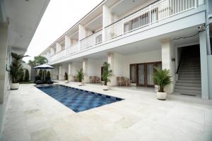 Bazén v ubytování The Eight Villa & Rooms Bali - Seminyak nebo v jeho okolí