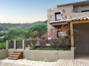 Balkón alebo terasa v ubytovaní Appartement spacieux à Porto-Vecchio avec piscine partagéeB