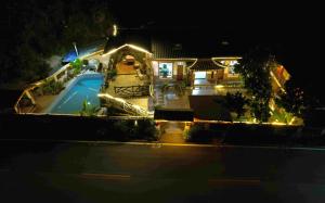 Бассейн в Xiangzixi Bed and Breakfast или поблизости