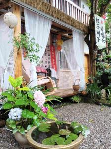 Сад в Xiangzixi Bed and Breakfast