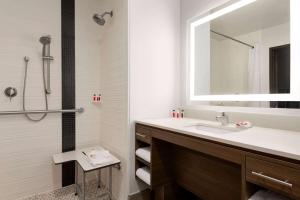 Koupelna v ubytování Days Inn by Wyndham Beaumont West I-10 Walden + 37 fotografií