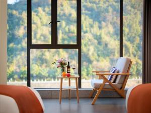 Zhangjiajie Brook Hotel的休息区