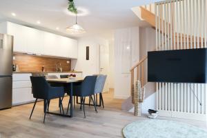 Kuchyň nebo kuchyňský kout v ubytování Duplex Échanges complices ,Frontière