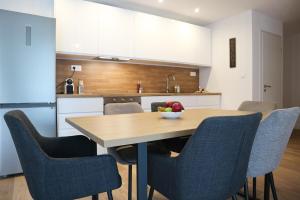 Kuchyň nebo kuchyňský kout v ubytování Duplex Échanges complices ,Frontière