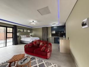 Kuchyň nebo kuchyňský kout v ubytování JuaMtoto guesthouse