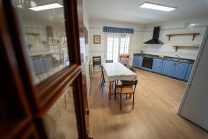 A kitchen or kitchenette at AT SAN MIGUEL o