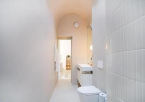 Bilik mandi di Santorini by The Heim Residences +23 gambar