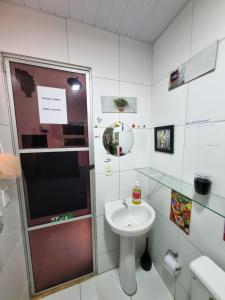 Ένα μπάνιο στο @hostel_vibe_descolada +26 φωτογραφίες