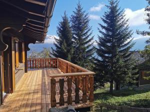 Nespecifikovaný výhled na hory nebo výhled na hory při pohledu z apartmánu