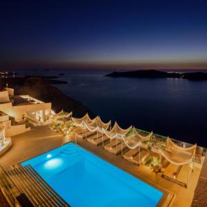 Bazén v ubytování Andromeda Villas & Spa Resort nebo v jeho okolí