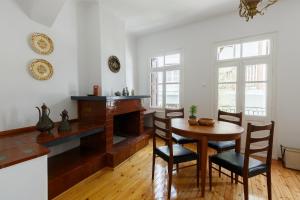 Imagen de la galería de Esperos Apartment, en Skopelos Town