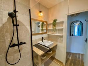 Kúpeľňa v ubytovaní ''Rooftop'' Superbe T3 quartier haut avec Rooftop privé!