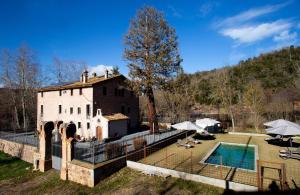 Bazén v ubytovaní Casa Fàbregas - Benestar Natural alebo v jeho blízkosti