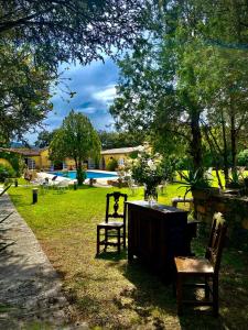 Vonkajšia záhrada v ubytovaní Masia Mimosa Jardin