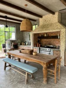 Η κουζίνα ή μικρή κουζίνα στο Casa Sabina en Francisco Uh May