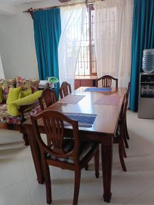 Nhà bếp/bếp nhỏ tại Calitwapa Studios Mtwapa +18 ảnh