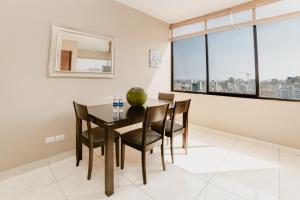 Imagen de la galería de GRM1601 Modern 1 BDR with skyline views from Miraflores, en Lima