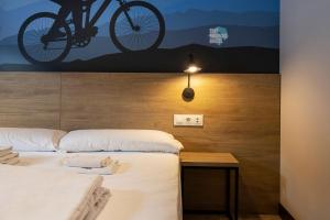 Voodi või voodid majutusasutuse Font Andorra Hostel by Nexta toas