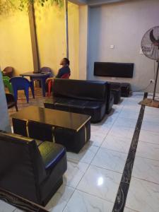 Zona de estar de Jeymax Hotel and Suite