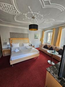Postel nebo postele na pokoji v ubytování Hotel Goldene Rose
