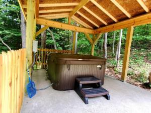 Imagine din galeria proprietății Hemlock Hideaway în South Bloomingville