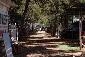 Zahrada ubytování Villaggio Camping Spiaggia Lunga