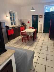 Kuchyňa alebo kuchynka v ubytovaní Abruzzo - Teramo tra Mare e Monti