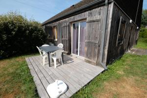 Tòa nhà nơi căn hộ tọa lạc