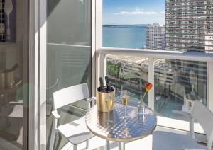 Zdjęcie z galerii obiektu Brickell by Miami Vacation Rentals w Miami