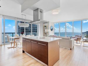 Zdjęcie z galerii obiektu Brickell by Miami Vacation Rentals w Miami