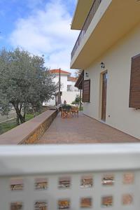 The building in which the holiday home is located
