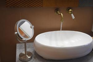 A bathroom at Villa Sophia Még 23 kép