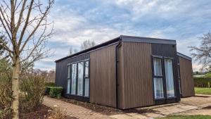 山林小屋所在大楼