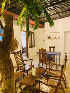 Φωτογραφία από το άλμπουμ του Tropical Room light σε Galle