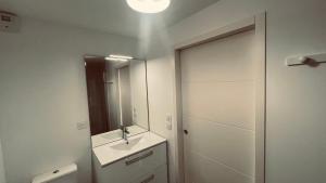 Et badeværelse på Le Lumina du centre bourg