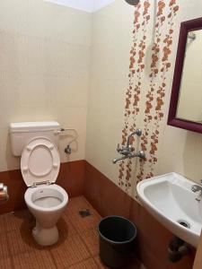 Koupelna v ubytování Rémi Homestay + 12 fotografií