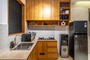 Fotografie z fotogalerie ubytování Chic Brand New 2BDR Villa with Luxe Pool - The Ultimate Canggu Escape! v destinaci Kerobokan