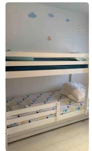 Gallery image of Maison bois au calme in Gujan-Mestras +2 photos