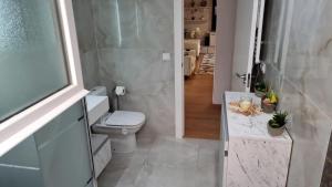 Kúpeľňa v ubytovaní Sunny Villa with Private Pool in Calpe + Enclosed Garden
