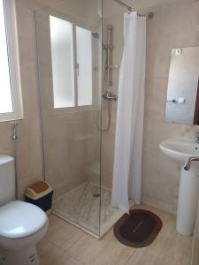 Koupelna v ubytování Ladeira apartamentos