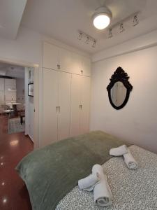 A bed or beds in a room at Old Town, City Center Apartment Premium with PARKING