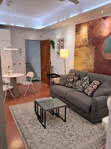 A seating area at Old Town, City Center Apartment Premium with PARKING