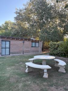 Κήπος έξω από το Cardozo House Monoambiente acogedor y familiar