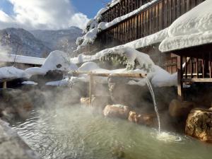Landskap semula jadi dekat dengan ryokan
