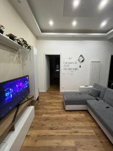 Μια τηλεόραση ή/και κέντρο ψυχαγωγίας στο Rewind