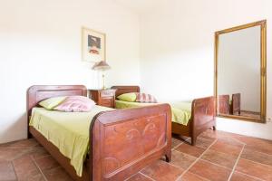 Ένα ή περισσότερα κρεβάτια σε δωμάτιο στο Holiday house with WiFi Dubrovnik - 23839