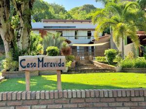 马拉戈日Casa Maravida的房屋前的标志