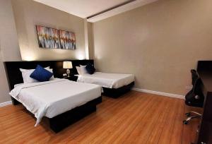 صورة لـ Ambien's Place Residential Hotel في داغوبان