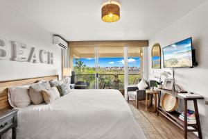 Katil atau katil-katil dalam bilik di Prime Location! Walk to Beach, Shops & Dining!